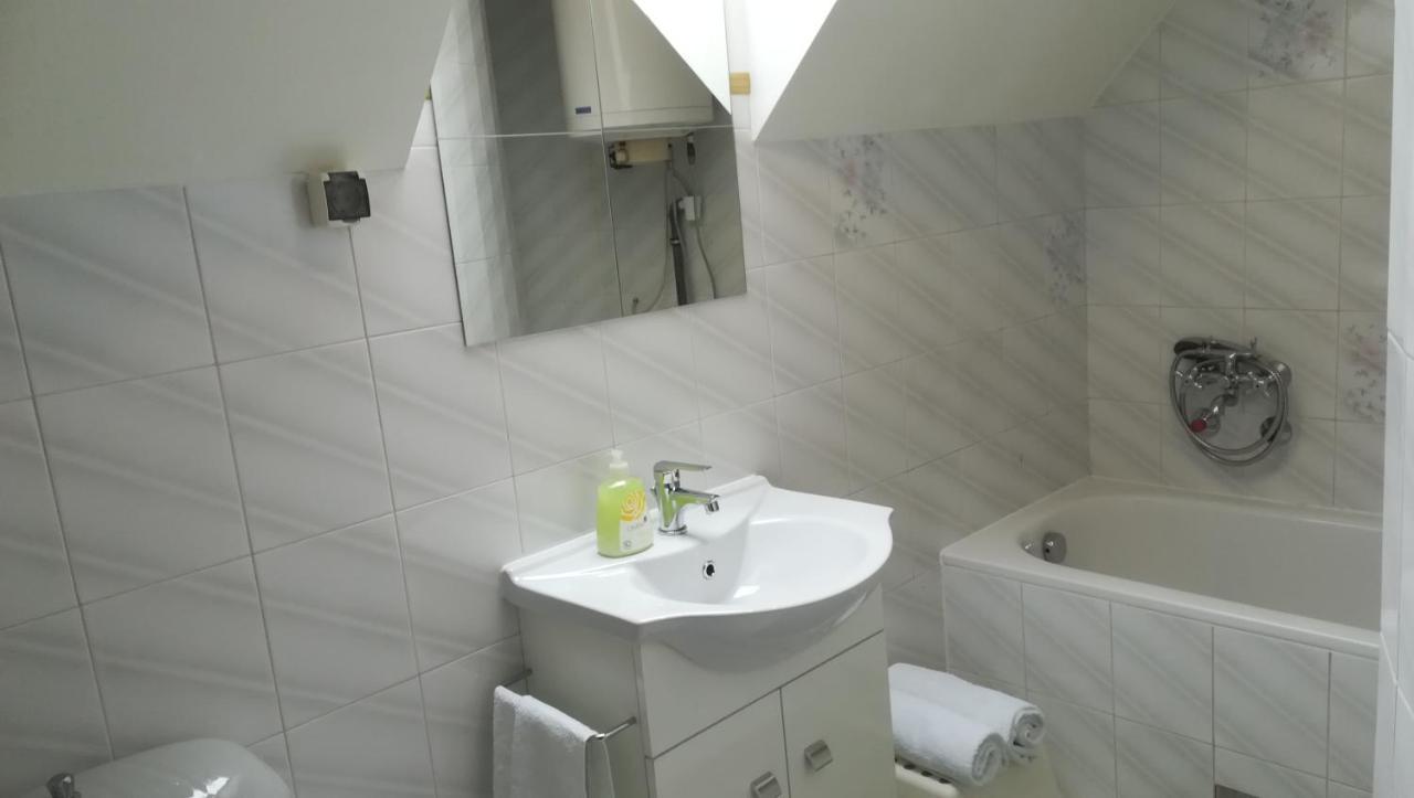 Ma-Ja 4 Apartment Buk Bagian luar foto